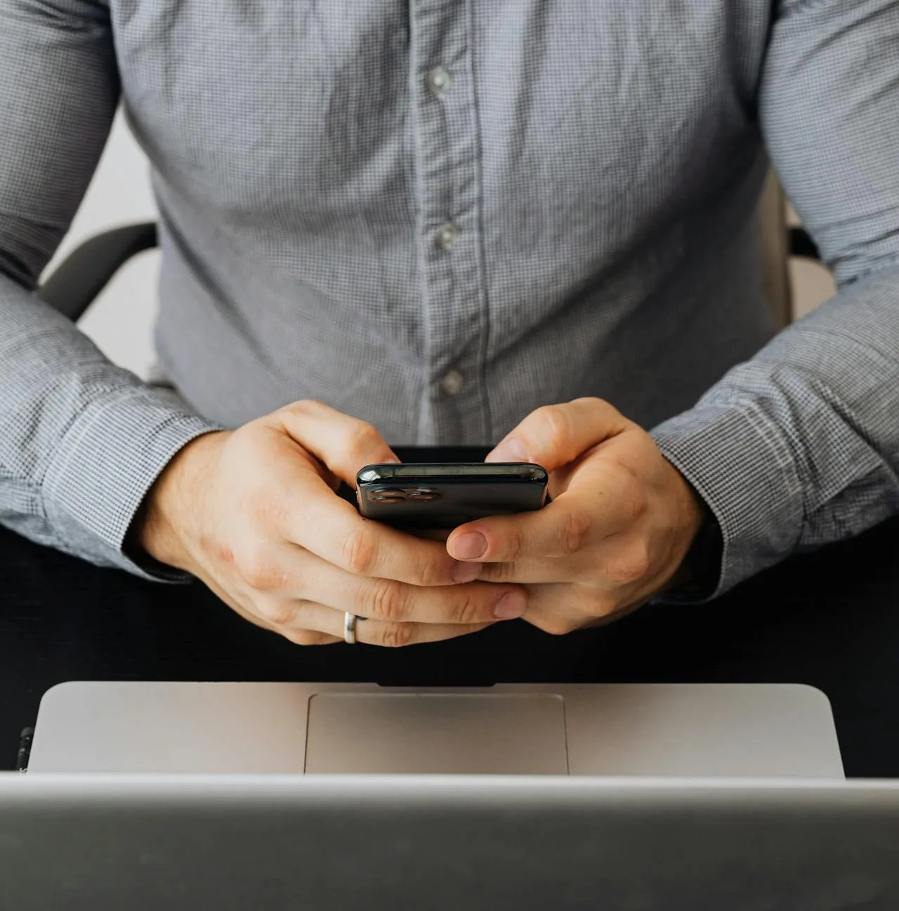 Erstanfragen qualifizieren KI Telefon Agent
